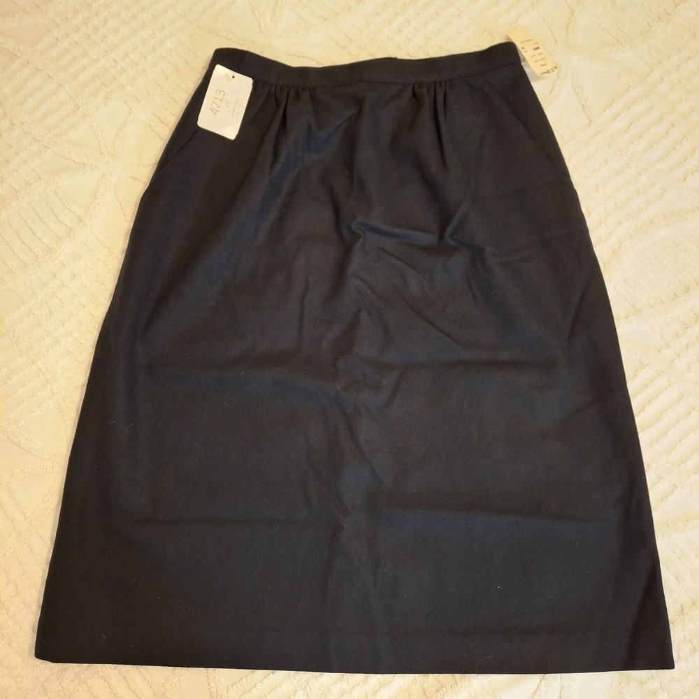 LL Bean Vintage 1980s Wool Skirt Size 12 *See description* Pockets Navy Blue NWT